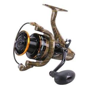 карповая катушка камуфляж Фотографія