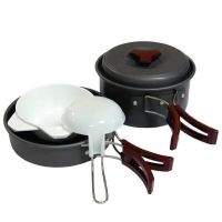 Набор посуды на два человека фотография