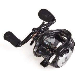 Мультипликаторная катушка Lucky John для крупных приманок фотография